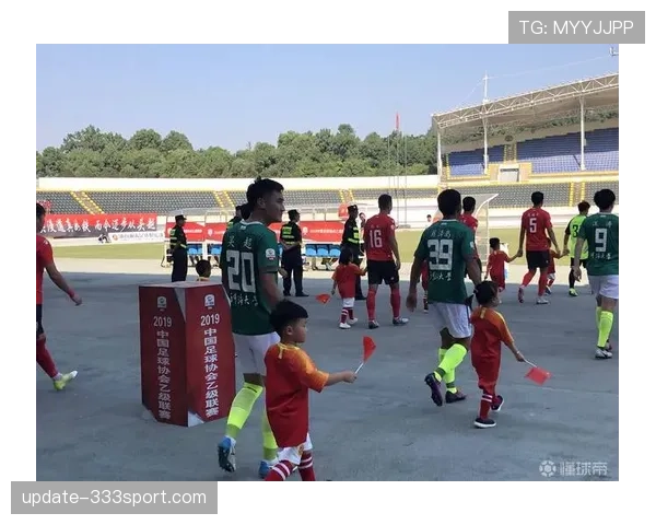 中场休息规则全解析:时间长短与中场调整细节讲解 中场休息规则全解析:时间长短与中场调整细节讲解